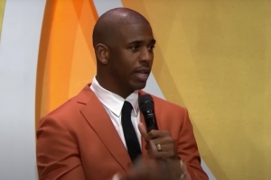 保羅：在夢10沒咋訓練在夢8是真練 早上訓練房里一個比一個來得早