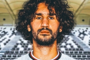 3倍薪資！記者：阿德利接近加盟利雅得青年人，年薪700萬歐&簽3年