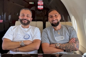 羅馬諾：多納魯馬和經(jīng)紀(jì)人正在前往曼徹斯特的路上