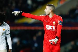 官方：34歲瓦倫西亞門將多梅內(nèi)克因家人健康問題宣布退役