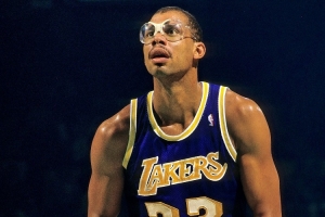 霍華德：賈巴爾是我心中的GOAT 你擁有兩段名人堂生涯歷史唯一