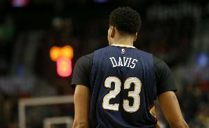 23號球衣給了雙向球員！美媒提問：鵜鶘應(yīng)退役濃眉的23號球衣嗎？