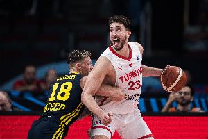 土耳其&德國暫時(shí)全勝！今年會(huì)出現(xiàn)本世紀(jì)第四支不敗奪冠球隊(duì)嗎？