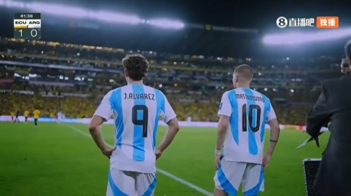 傳承梅西！馬斯坦托諾成阿根廷隊(duì)史最年輕10號，18歲23天超越老馬