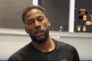 威姆斯：我還能打CBA 很簡單 找個球員來跟我訓(xùn)練一周 看受得了不