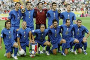 2屆小組出局+2屆沒進(jìn)??意大利上次踢世界杯淘汰賽是2006年決賽