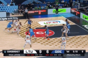 勢如破竹！字母哥反擊一條龍暴扣 個(gè)人獨(dú)得6分打停立陶宛