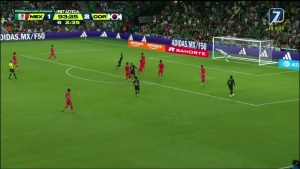 美妙弧線！米蘭前鋒希門尼斯弧頂轉(zhuǎn)身兜射破門，94分鐘絕平韓國(guó)！