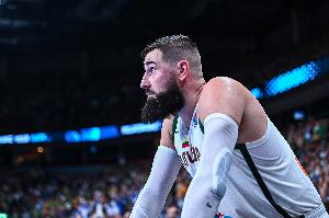 瓦蘭丘納斯：雙方都戰(zhàn)至最后一刻 希臘實力更強比我們表現(xiàn)更出色