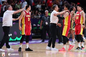 趙睿：對(duì)中國(guó)男籃充滿希望 但只要球隊(duì)后面打不好 肯定會(huì)有質(zhì)疑聲