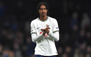 完成首秀！斯賓塞是首位公開信奉穆斯林的英格蘭球員