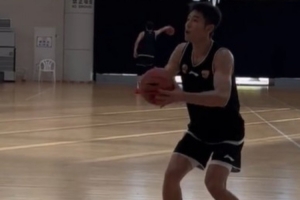 吳前&陸文博等出鏡！浙江男籃曬訓(xùn)練視頻：搓搓手 三分訓(xùn)練日