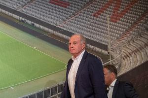 赫內(nèi)斯回應(yīng)自己有關(guān)杰克遜的言論：某些記者太蠢，曲解了我的話(huà)