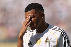 球迷因種族歧視姆巴佩被捕，奧維耶多官方：反對任何形式種族主義