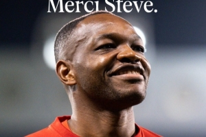 法國隊致敬曼丹達(dá)：感謝所有撲救和無數(shù)國家隊瞬間????