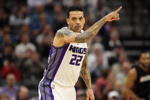 巴爺：NBA很多年輕人吸食大麻&我也吸過(guò) 后來(lái)NBA高層讓我教育他們