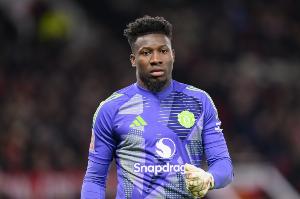 記者：奧納納今日前往土耳其，租借加盟特拉布宗體育