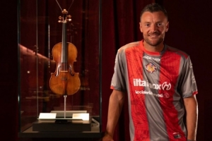 瓦爾迪：主帥希望克雷莫內(nèi)塞成為黑馬；馬雷斯卡建議我來(lái)這踢球