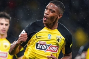 記者：墨西哥球隊(duì)有意租借馬夏爾，但球員一歐元工資都不愿降