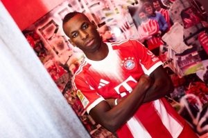 馬特-勞：杰克遜放棄了約150萬(wàn)，而不是赫內(nèi)斯說(shuō)的300萬(wàn)