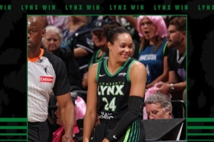 聯(lián)盟第一！山貓擊敗女武神 常規(guī)賽戰(zhàn)績定格在34勝10負(fù)