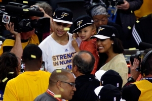 夸梅：若我妻子上節(jié)目說庫嫂這些話那直接拜拜 誰離不開誰?。? >
                                        </div>
                                    </div>
                                                                        <div   id=