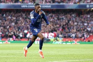 FC26防守評分僅50！登貝萊不滿：至少應(yīng)60分，歐冠決賽我跑動很多