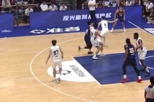 總決賽在即，一起回顧常規(guī)賽對(duì)陣長(zhǎng)沙電信勇勝的精彩瞬間！