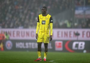 吉拉西連續(xù)8場德甲破門，非德國球員僅萊萬、奧巴梅揚(yáng)曾做到