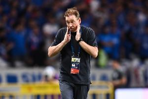 記者：斯盧茨基破防說到底是心態(tài)崩潰，更是自己放棄自己的表現