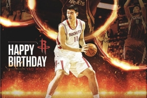 火箭官方祝姚明生日快樂(lè)！亞當(dāng)斯：我剛才還以為我們簽下他了??