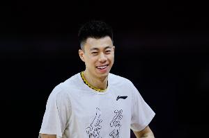 上海男籃熱身賽末節(jié)發(fā)力逆轉(zhuǎn)橫濱海盜 張鎮(zhèn)麟&懷特塞德迎首秀