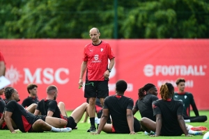 阿萊格里：我們的目標(biāo)是重返歐冠 萊奧比目魚肌有問題無法出戰(zhàn)