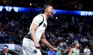 美記：摩西-布朗與掘金達成協(xié)議！上賽季曾效力獨行俠&步行者