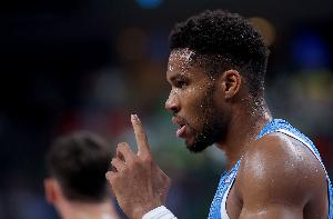 已是突破！字母哥國家隊生涯首進(jìn)大賽4強(qiáng) 接下來還有機(jī)會爭奪獎牌