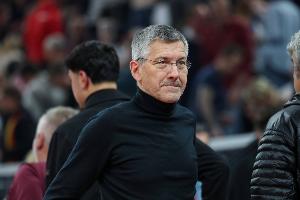 海納談埃貝爾：拜仁的決定由俱樂(lè)部共同做出，所有人都承擔(dān)責(zé)任