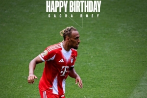 今天是博伊25歲生日，拜仁社媒送上祝福：生日快樂??????