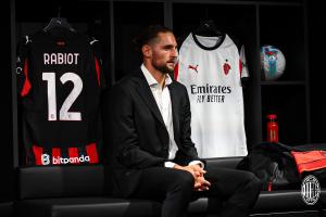 拉比奧特：希望賽季打進(jìn)至少10球 我能為米蘭帶來領(lǐng)導(dǎo)力和個性