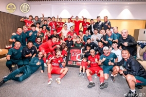 河南隊(duì)百場(chǎng)里程碑！鐘義浩社媒：希望百場(chǎng)不是終點(diǎn)，而是新的開(kāi)始