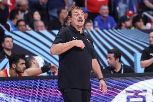 決賽對(duì)陣德國！土耳其主帥：目前我們更出色 已做好贏球準(zhǔn)備