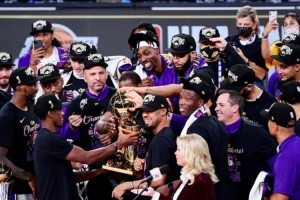 20年奪冠是進名人堂的關(guān)鍵?霍華德：只是錦上添花 個人發(fā)揮更重要