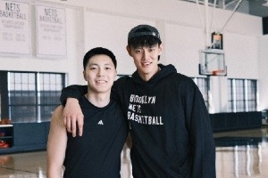 老鐵胡明軒出鏡！曾凡博社媒曬多張近照：褪色?? ???