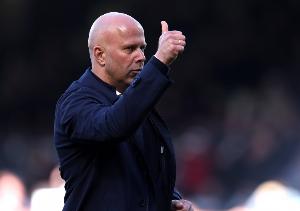 斯洛特：未來打不開局面可能會換薩拉赫，伊薩克還沒做好比賽準(zhǔn)備