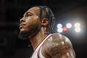 各隊(duì)秘武庫(kù)：鴨王黑迪克 莊神白魔 冬兵小手抱臂 伊森波姐來烤雞