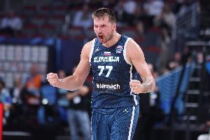 東契奇當(dāng)選得分王+最佳陣容！個人第2次當(dāng)選大賽得分王 4入最佳陣