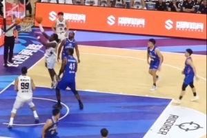 關(guān)鍵先生！香港金?？肆_斯下半場(chǎng)發(fā)力 砍下全隊(duì)最高21分！