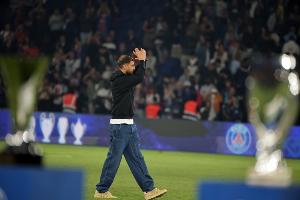 坎波斯談多納魯馬離隊：很難理解他的薪資要求，達(dá)成協(xié)議非常困難