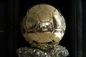 阿斯：巴黎九人入圍金球獎或給登貝萊分票，亞馬爾有可能逆轉(zhuǎn)獲獎