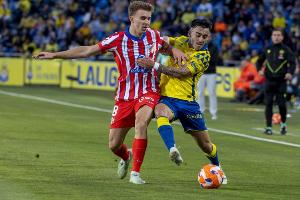 巴里奧斯：利物浦有很多世界級的球員，我們必須找到辦法擊敗他們