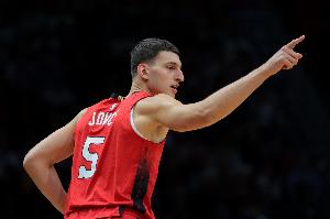 Lowe談熱火：我更傾向于讓約維奇頂替韋爾進(jìn)入先發(fā)